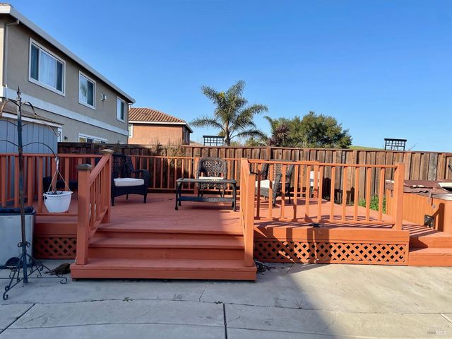 1844 Stockbridge Dr, Fairfield, CA 94534