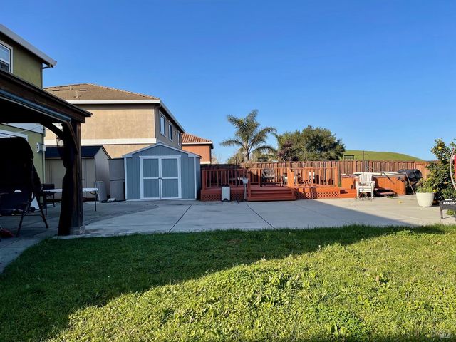 1844 Stockbridge Dr, Fairfield, CA 94534