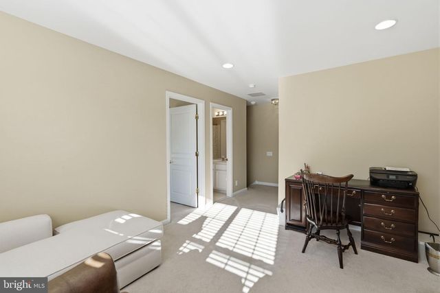 99 DILLON WAY, Washington Crossing, PA 18977