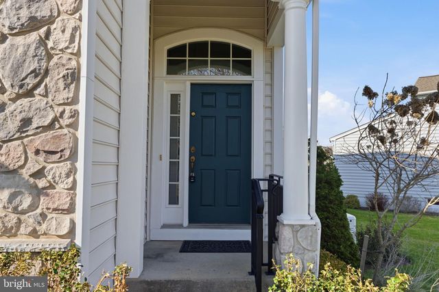 99 DILLON WAY, Washington Crossing, PA 18977