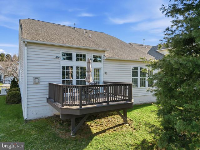 99 DILLON WAY, Washington Crossing, PA 18977