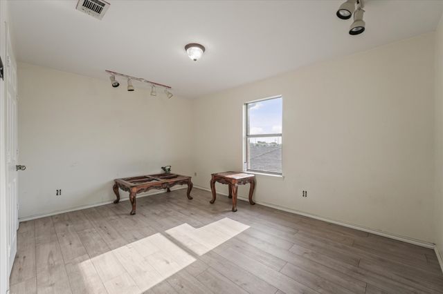 2417 Hawkwood Court, Fort Worth, TX 76123