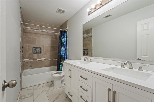 2417 Hawkwood Court, Fort Worth, TX 76123