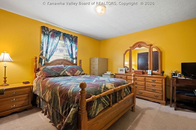 106 Phyllis Drive, Charleston, WV 25302