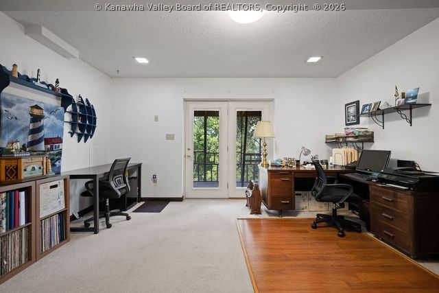 106 Phyllis Drive, Charleston, WV 25302