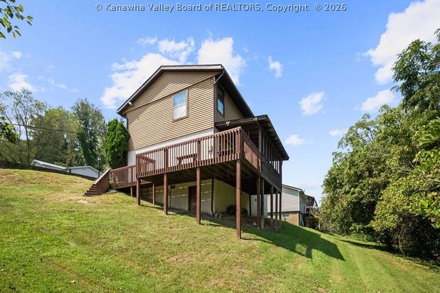 106 Phyllis Drive, Charleston, WV 25302