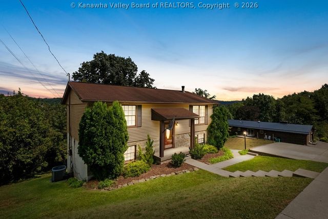 106 Phyllis Drive, Charleston, WV 25302