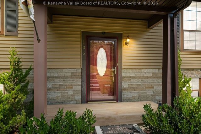 106 Phyllis Drive, Charleston, WV 25302