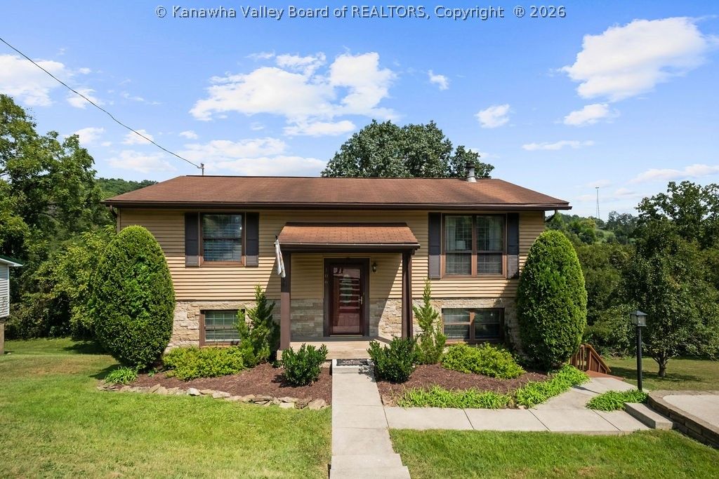 106 Phyllis Drive, Charleston, WV 25302