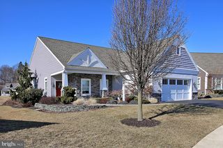 1032 BRADFORD CIRCLE, Lebanon, PA 17042