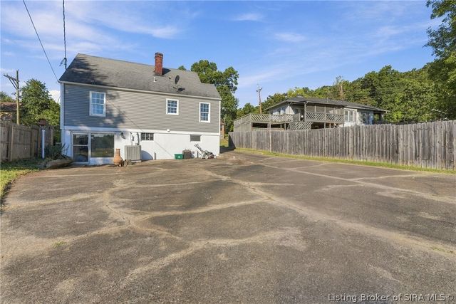 1936 Olive Street, New Albany, IN 47150
