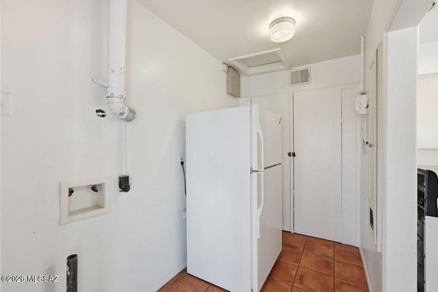 3825 E Calle Guaymas, Tucson, AZ 85716