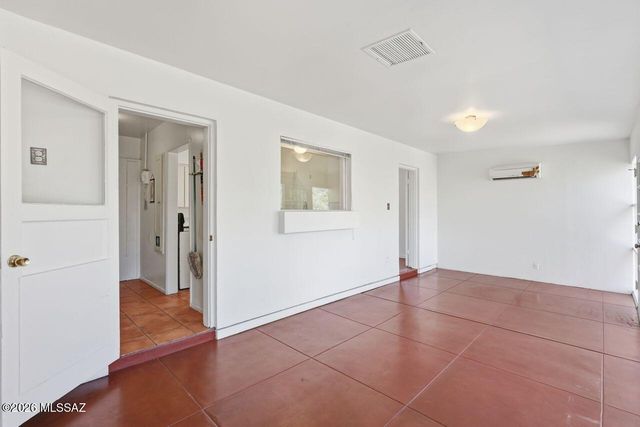 3825 E Calle Guaymas, Tucson, AZ 85716