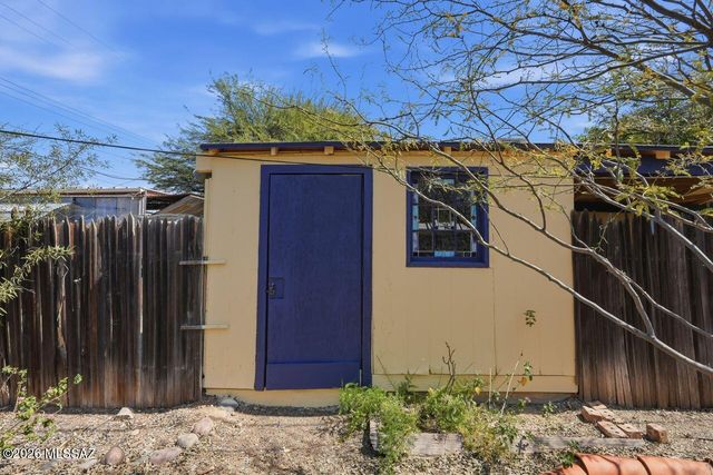 3825 E Calle Guaymas, Tucson, AZ 85716