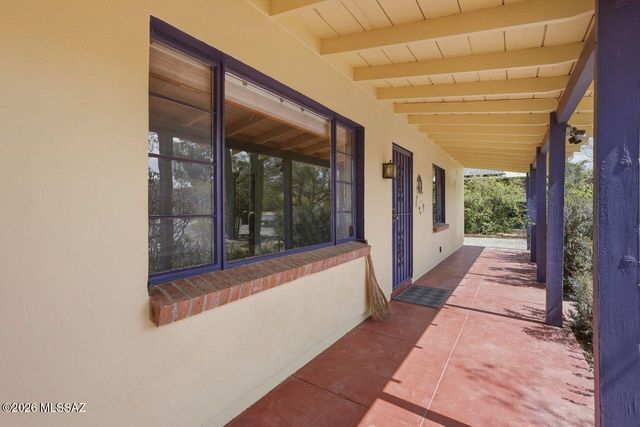 3825 E Calle Guaymas, Tucson, AZ 85716