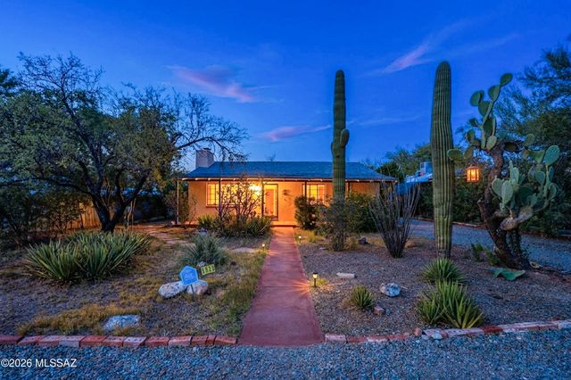 3825 E Calle Guaymas, Tucson, AZ 85716