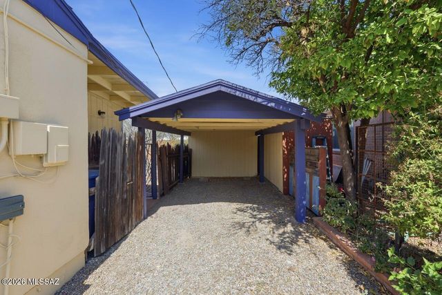 3825 E Calle Guaymas, Tucson, AZ 85716