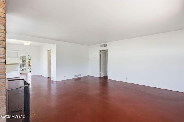 3825 E Calle Guaymas, Tucson, AZ 85716