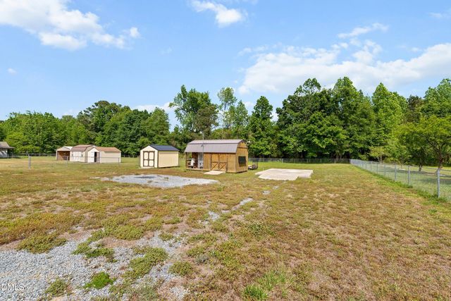 405 Ray Byrd Road, Lillington, NC 27546