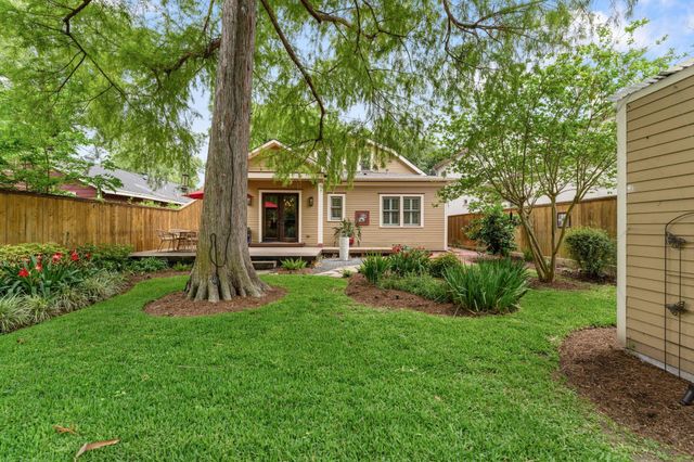 1421 Columbia Street, Houston, TX 77008