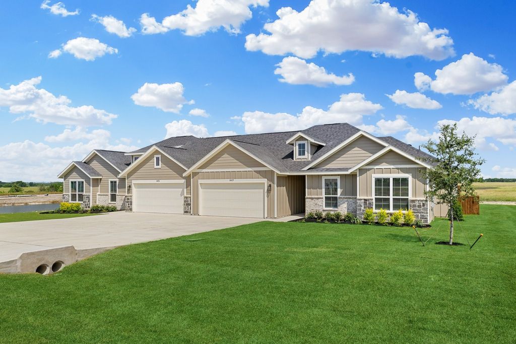 4421-4423 Clovis Court, Midlothian, TX 76065