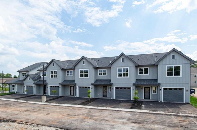 1072 W 20TH AVENUE, Oshkosh, WI 54902