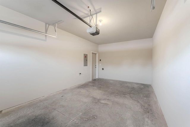 1072 W 20TH AVENUE, Oshkosh, WI 54902