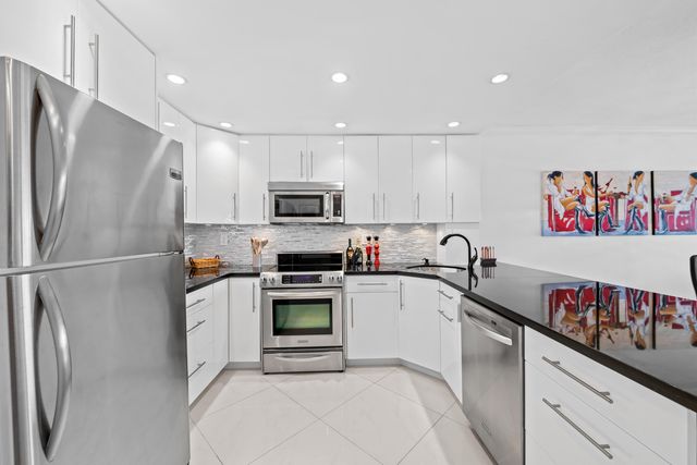400 N FEDERAL Highway 315, Deerfield Beach, FL 33441