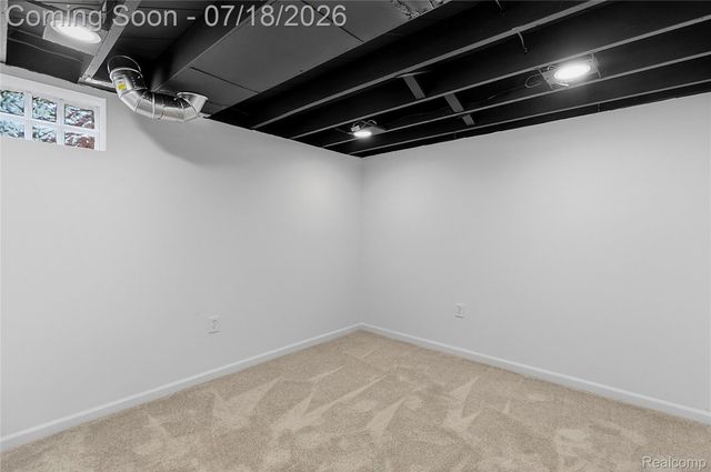 8132 Cadillac Avenue, Warren, MI 48089