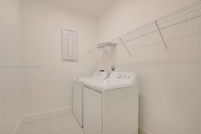 1366 Harvester Xing, Loxahatchee, FL 33470