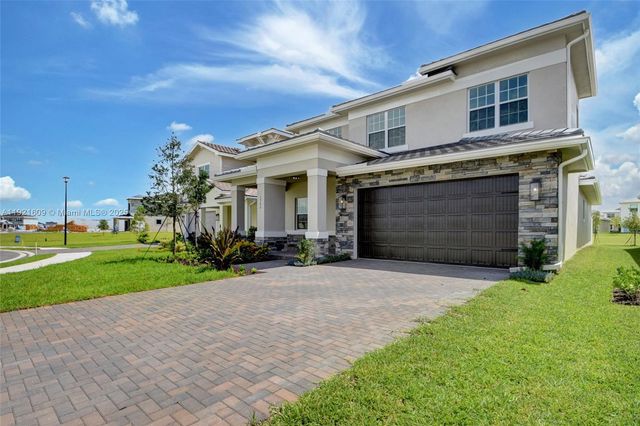 1366 Harvester Xing, Loxahatchee, FL 33470