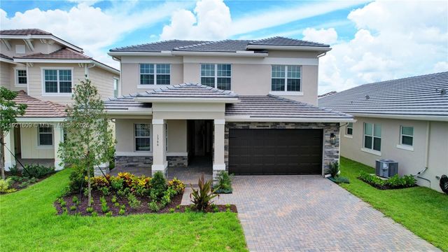 1366 Harvester Xing, Loxahatchee, FL 33470