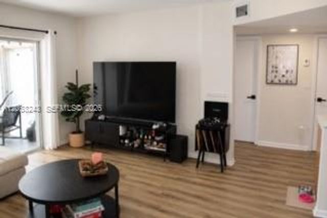 8520 SW 212th Street 305, Cutler Bay, FL 33189