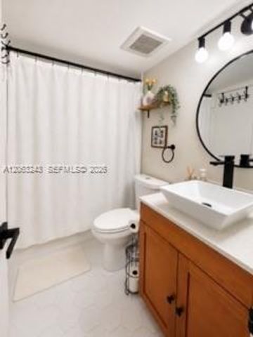 8520 SW 212th Street 305, Cutler Bay, FL 33189