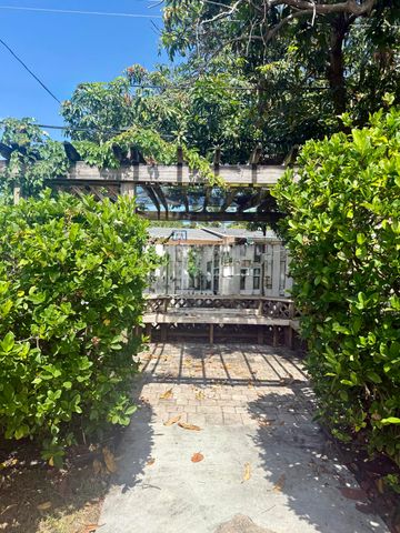 4440 NE 4th Avenue, Deerfield Beach, FL 33064