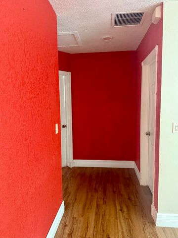 4440 NE 4th Avenue, Deerfield Beach, FL 33064