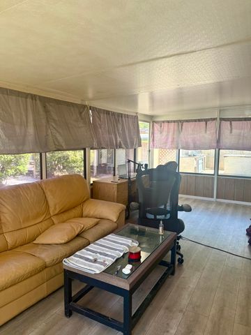 4440 NE 4th Avenue, Deerfield Beach, FL 33064