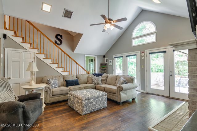 993 Quinn Road, Byhalia, MS 38611