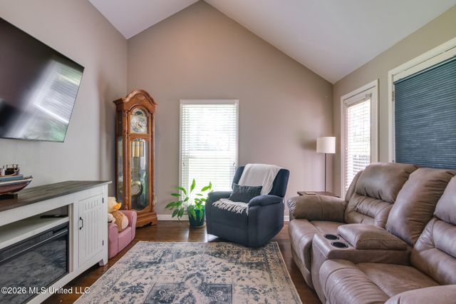993 Quinn Road, Byhalia, MS 38611