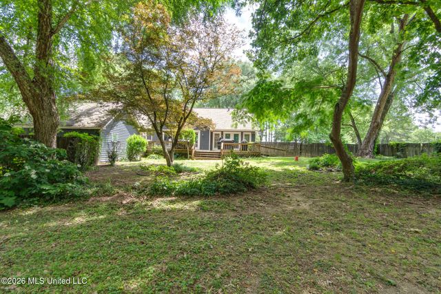 993 Quinn Road, Byhalia, MS 38611