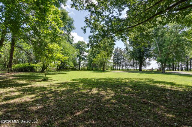 993 Quinn Road, Byhalia, MS 38611