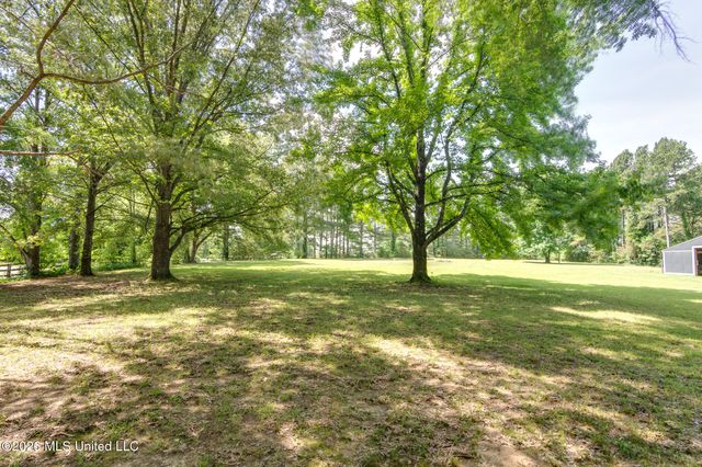 993 Quinn Road, Byhalia, MS 38611