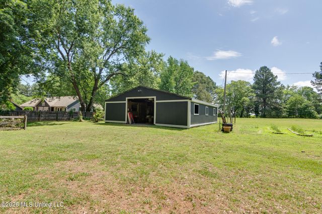 993 Quinn Road, Byhalia, MS 38611