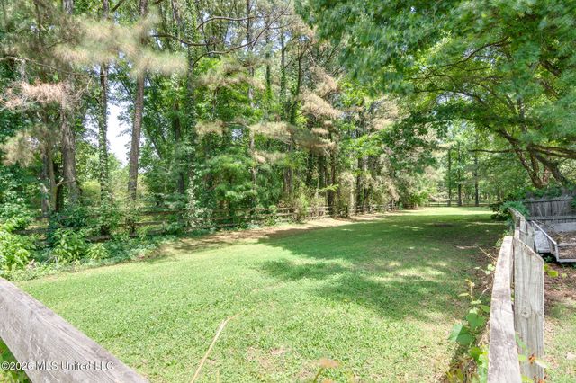 993 Quinn Road, Byhalia, MS 38611