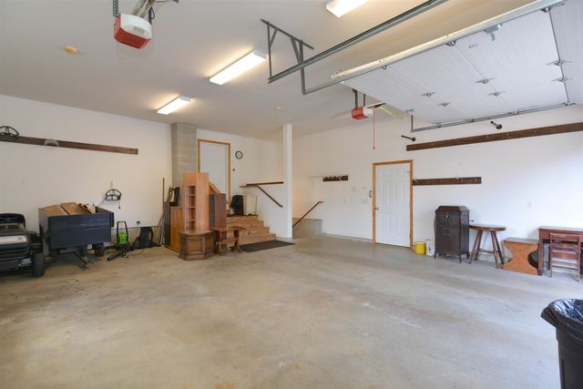 863 River Road, Weare, NH 03281