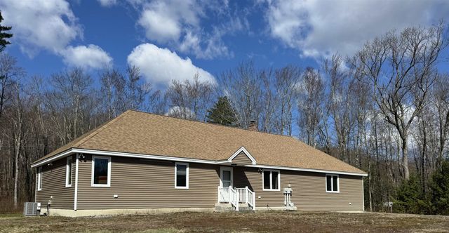 863 River Road, Weare, NH 03281
