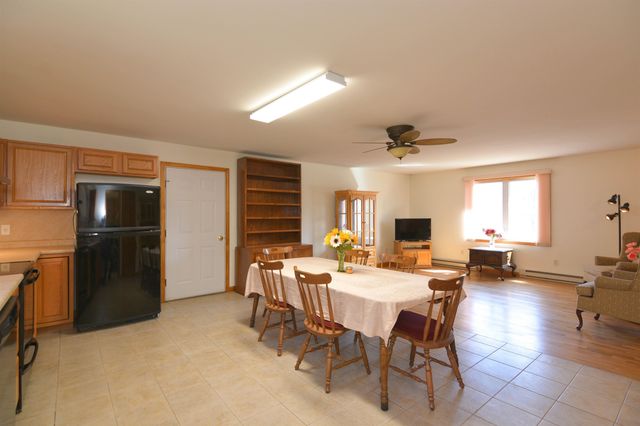 863 River Road, Weare, NH 03281