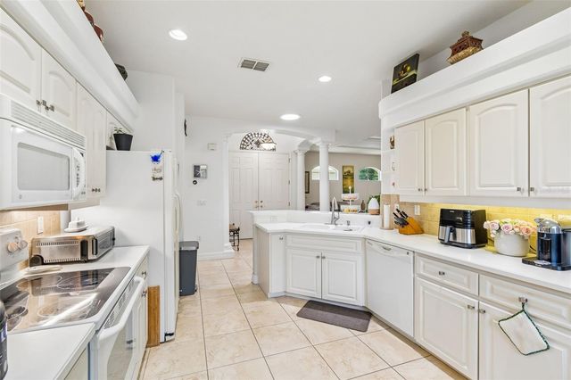 5212 ESPLANDE COURT, Brooksville, FL 34604