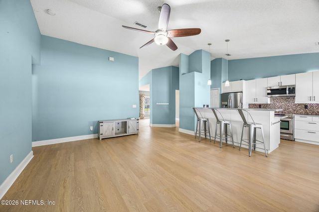 1706 ASTON HALL Drive E, Jacksonville, FL 32246