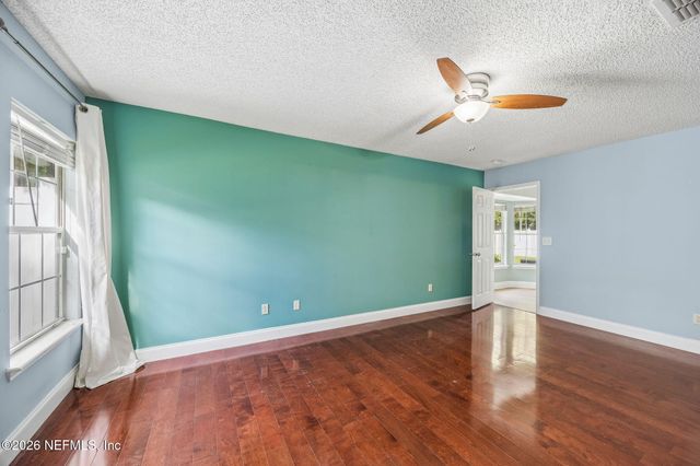 1706 ASTON HALL Drive E, Jacksonville, FL 32246